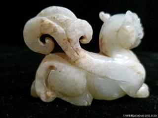 老和田白玉兽摆件